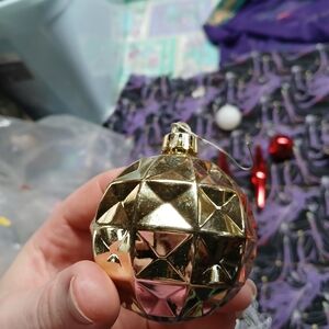 Christmas By Krebs Gilded Diamond Shatterproof Christmas Ball Ornament.